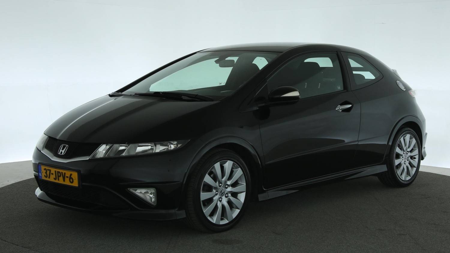 Honda Civic Hatchback 2009 37-JPV-6 1