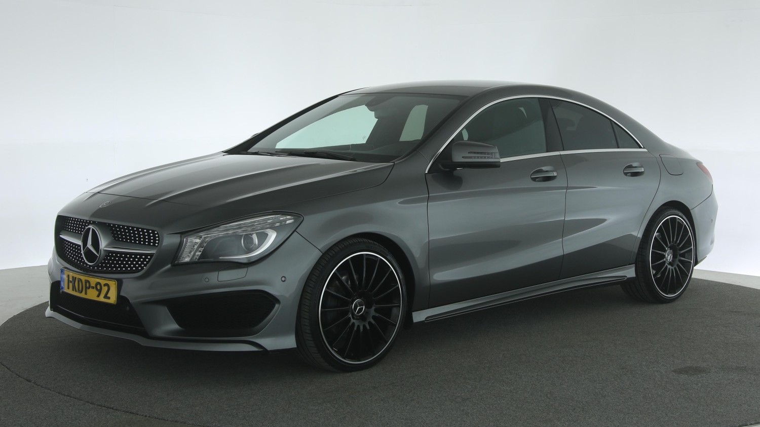 Mercedes-Benz CLA-klasse Sedan 2013 1-KDP-92 1