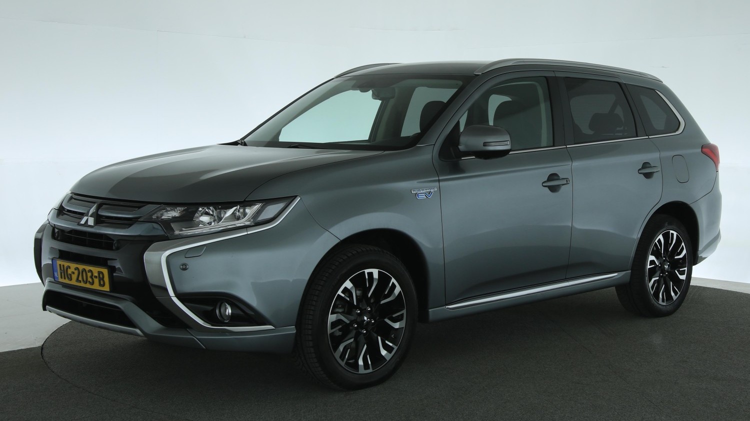 Mitsubishi Outlander SUV / Terreinwagen 2015 HG-203-B 1