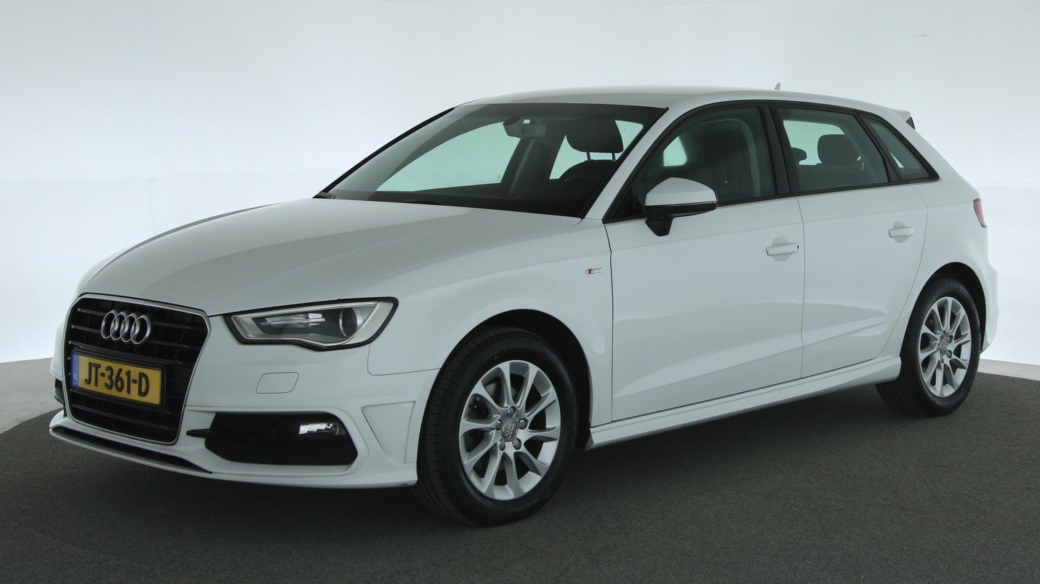 Audi A3 Hatchback 2016 JT-361-D 1