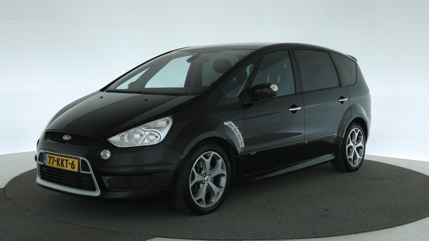 Ford S-Max MPV 2010 77-KKT-6 1