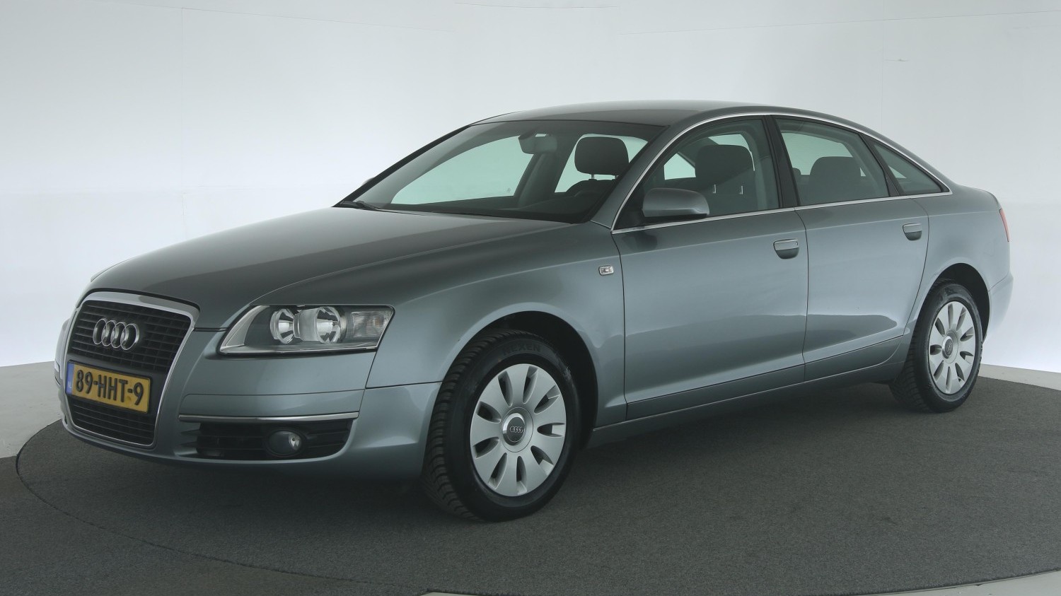 Audi A6 Sedan 2009 89-HHT-9 1