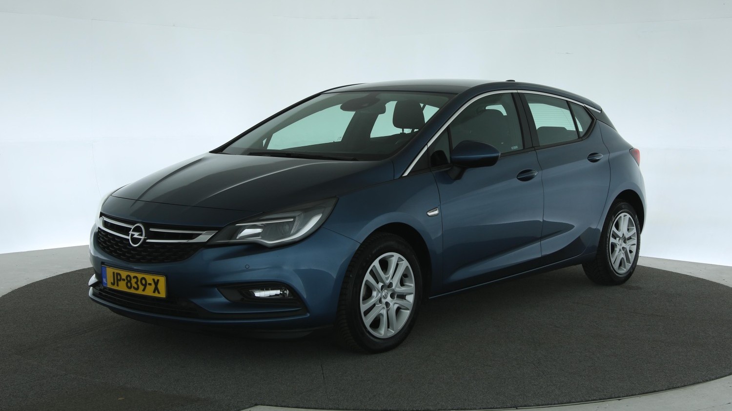 Opel Astra Hatchback 2016 JP-839-X 1