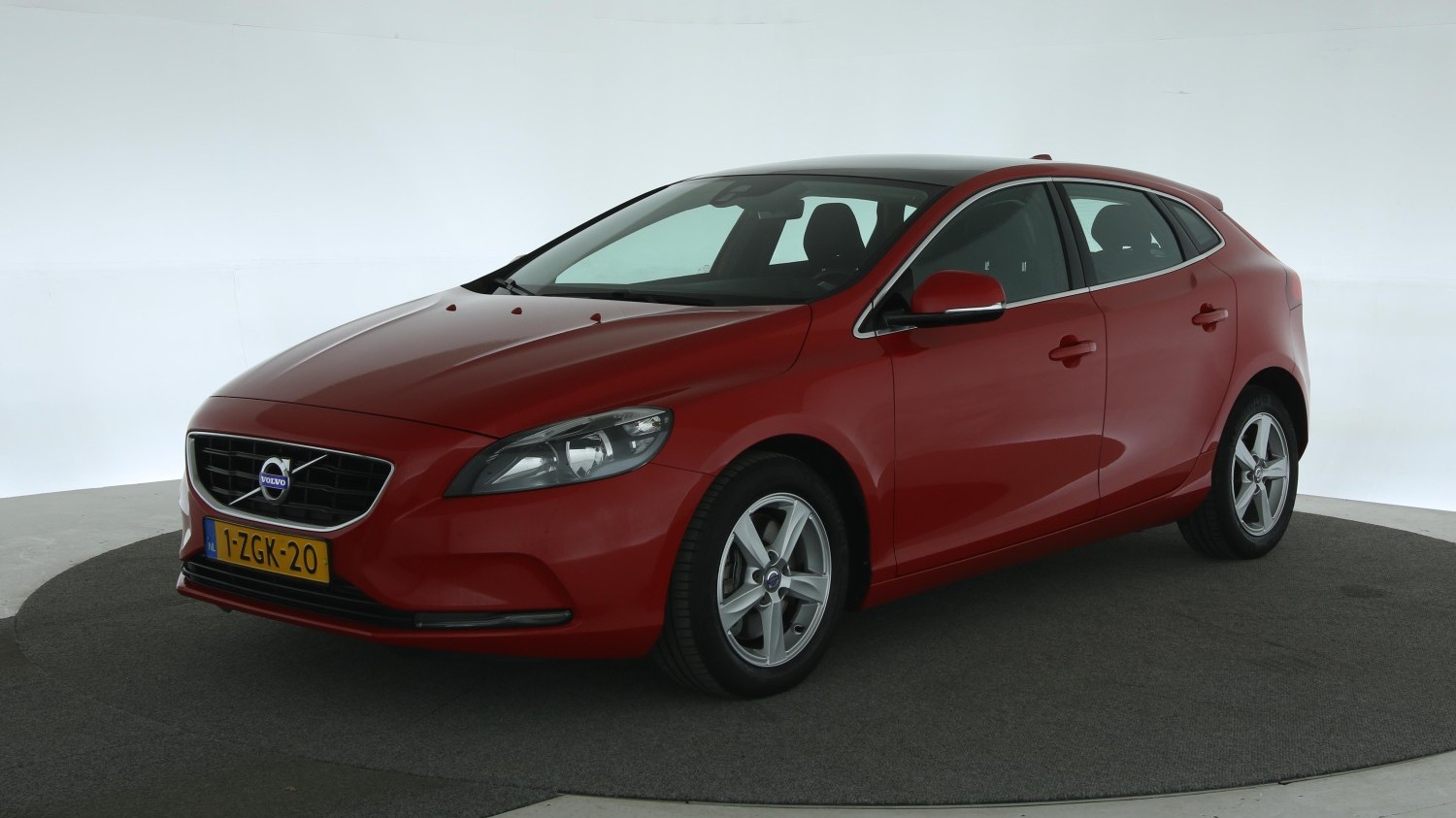 Volvo V40 Hatchback 2014 1-ZGK-20 1