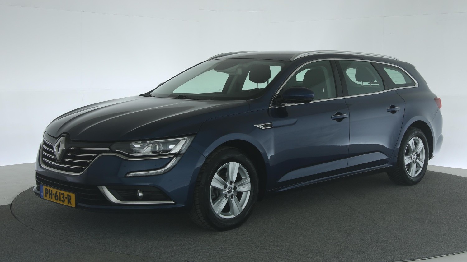 Renault Talisman Station 2017 PH-613-R 1