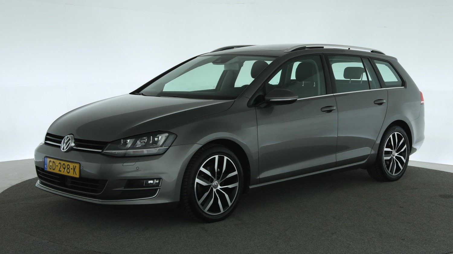 Volkswagen Golf Station 2015 GD-298-K 1