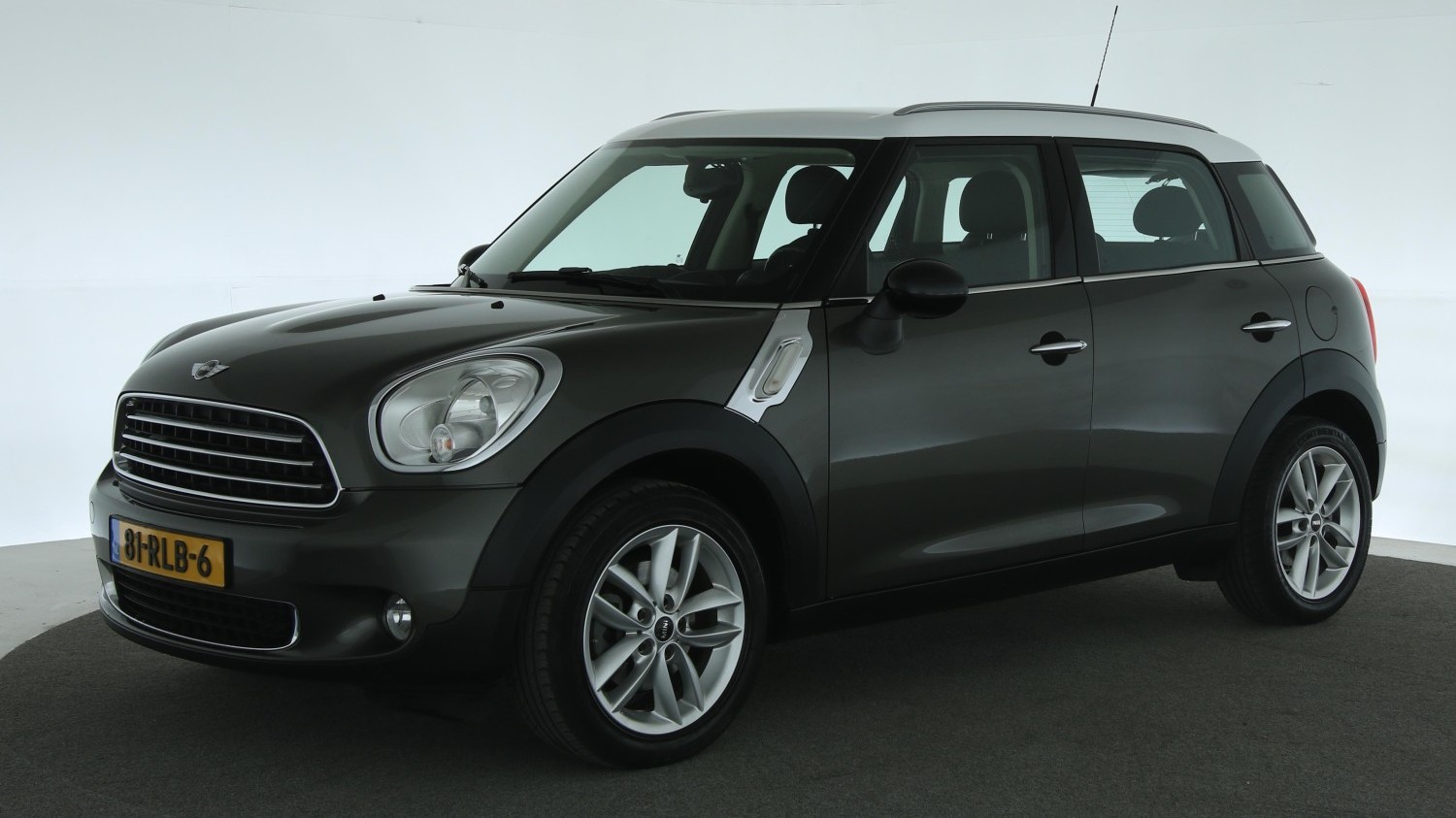 Mini Countryman SUV / Terreinwagen 2011 81-RLB-6 1