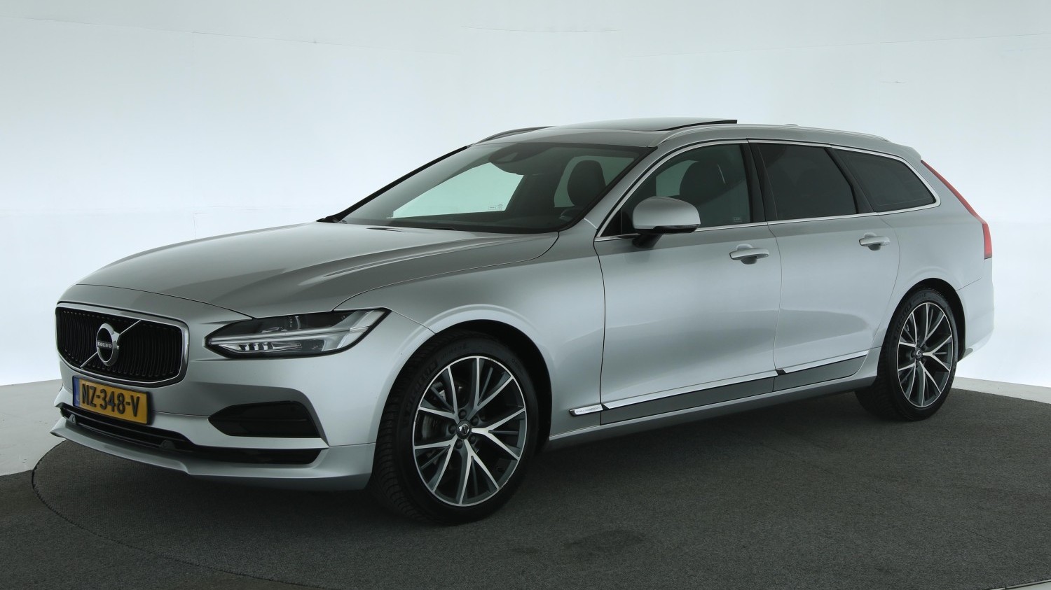 Volvo V90 Station 2017 NZ-348-V 1