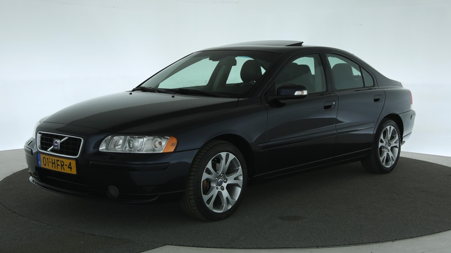 Volvo S60 Sedan 2008 01-HFR-4 1
