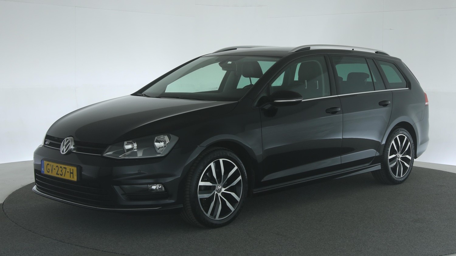 Volkswagen Golf Station 2015 GV-237-H 1