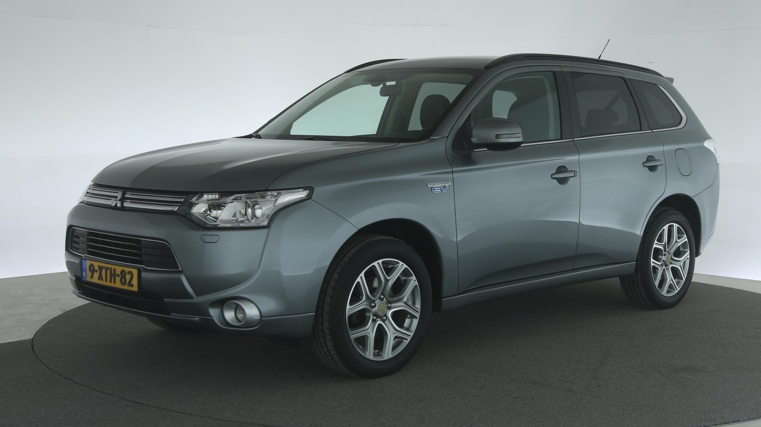 Mitsubishi Outlander SUV / Terreinwagen 2014 9-XTH-82 1