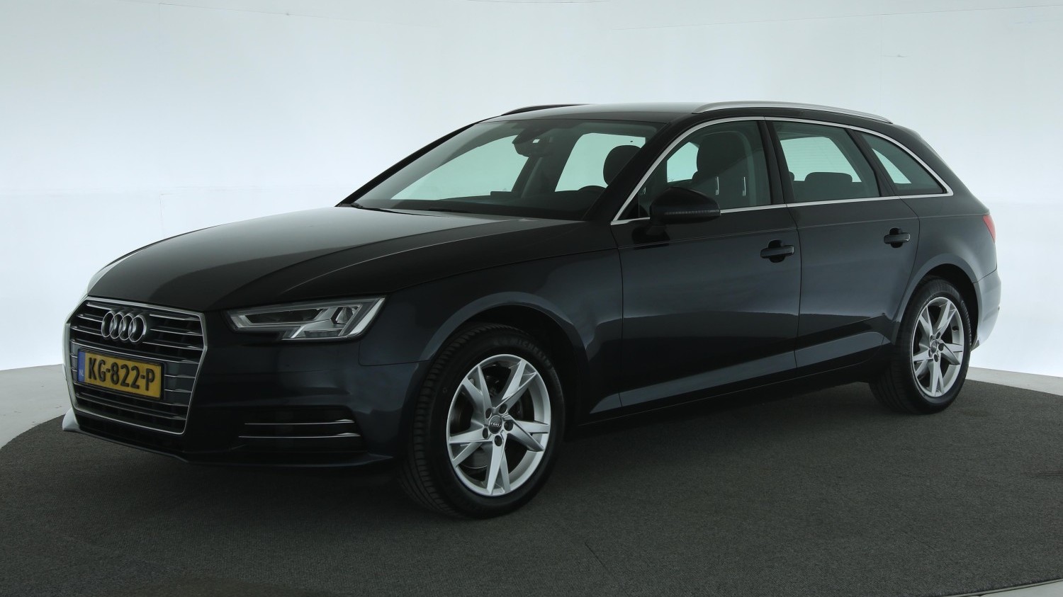 Audi A4 Station 2016 KG-822-P 1