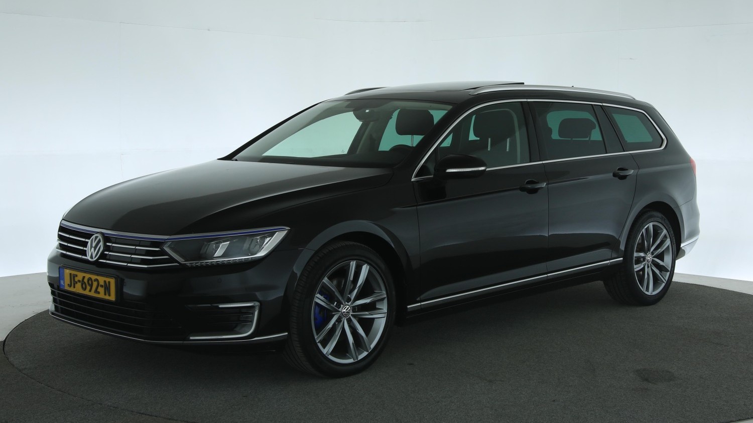 Volkswagen Passat Station 2015 JF-692-N 1