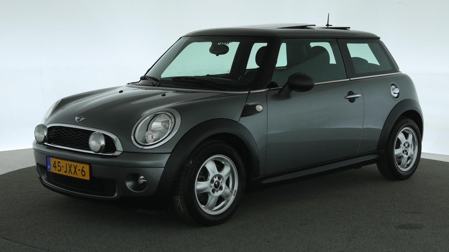 Mini One Hatchback 2009 45-JXX-6 1