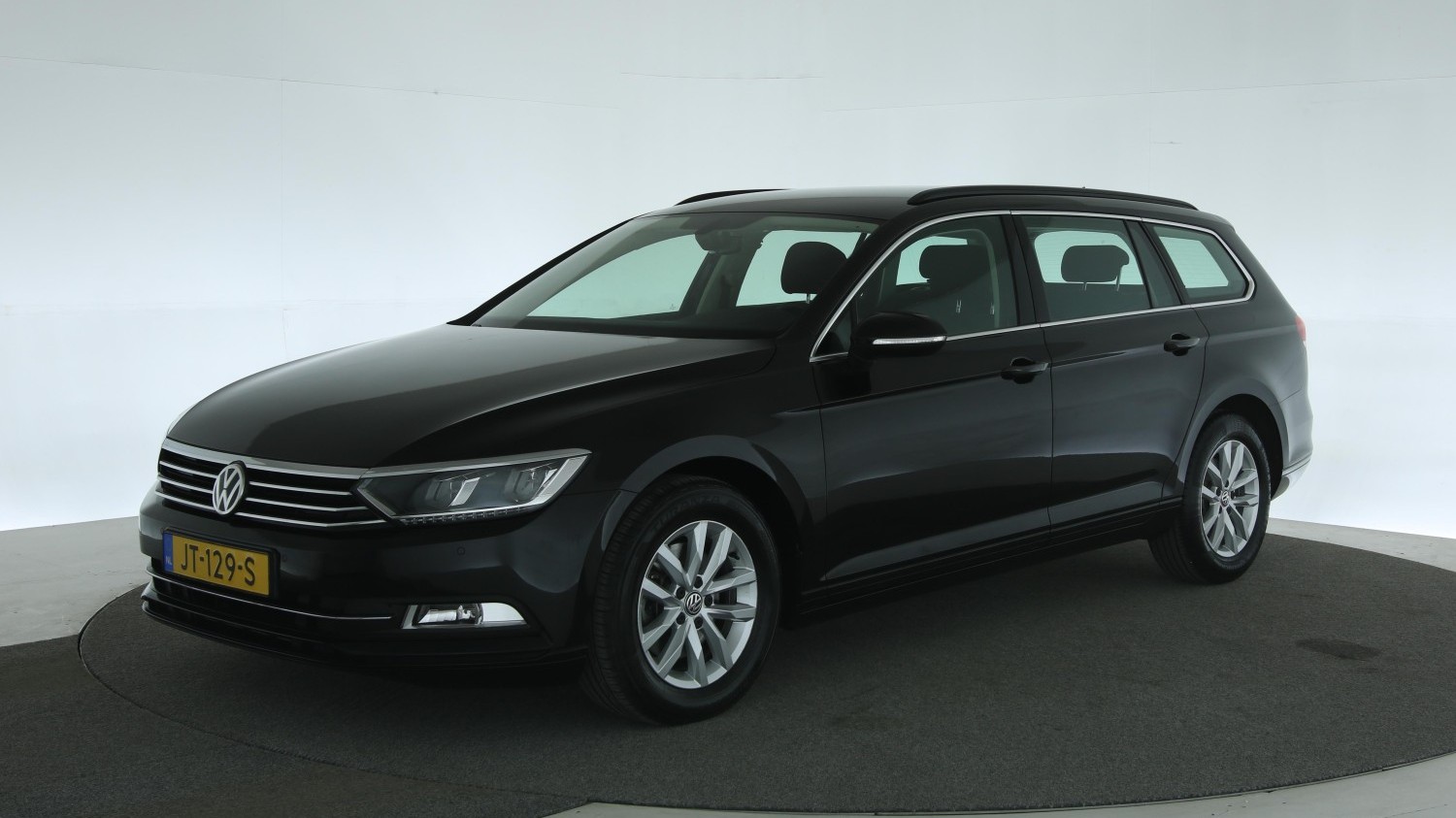 Volkswagen Passat Station 2016 JT-129-S 1