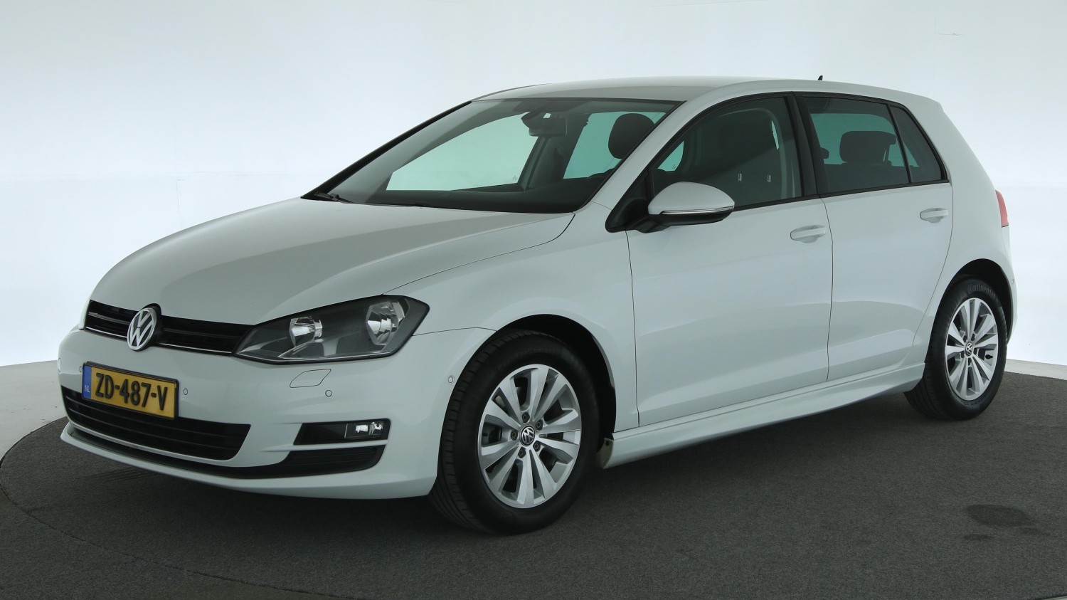 Volkswagen Golf Hatchback 2013 ZD-487-V 1