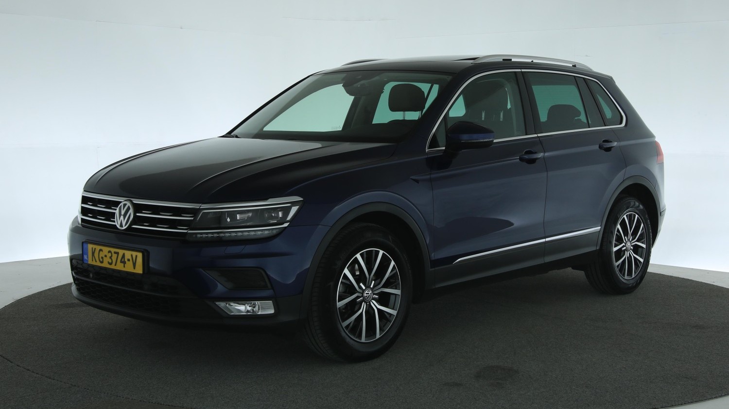 Volkswagen Tiguan SUV / Terreinwagen 2016 KG-374-V 1