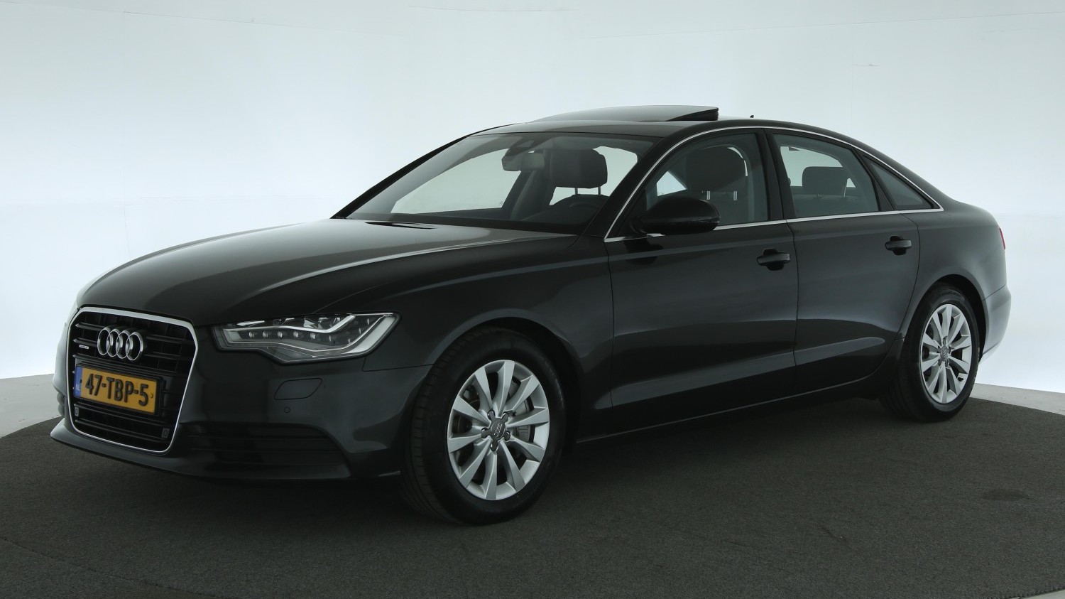 Audi A6 Sedan 2012 47-TBP-5 1
