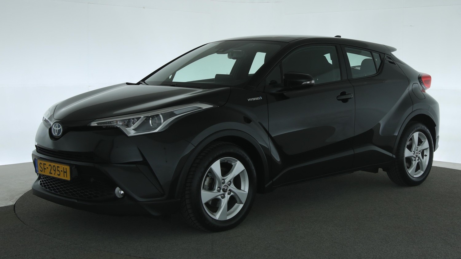 Toyota C-HR SUV / Terreinwagen 2018 SF-295-H 1