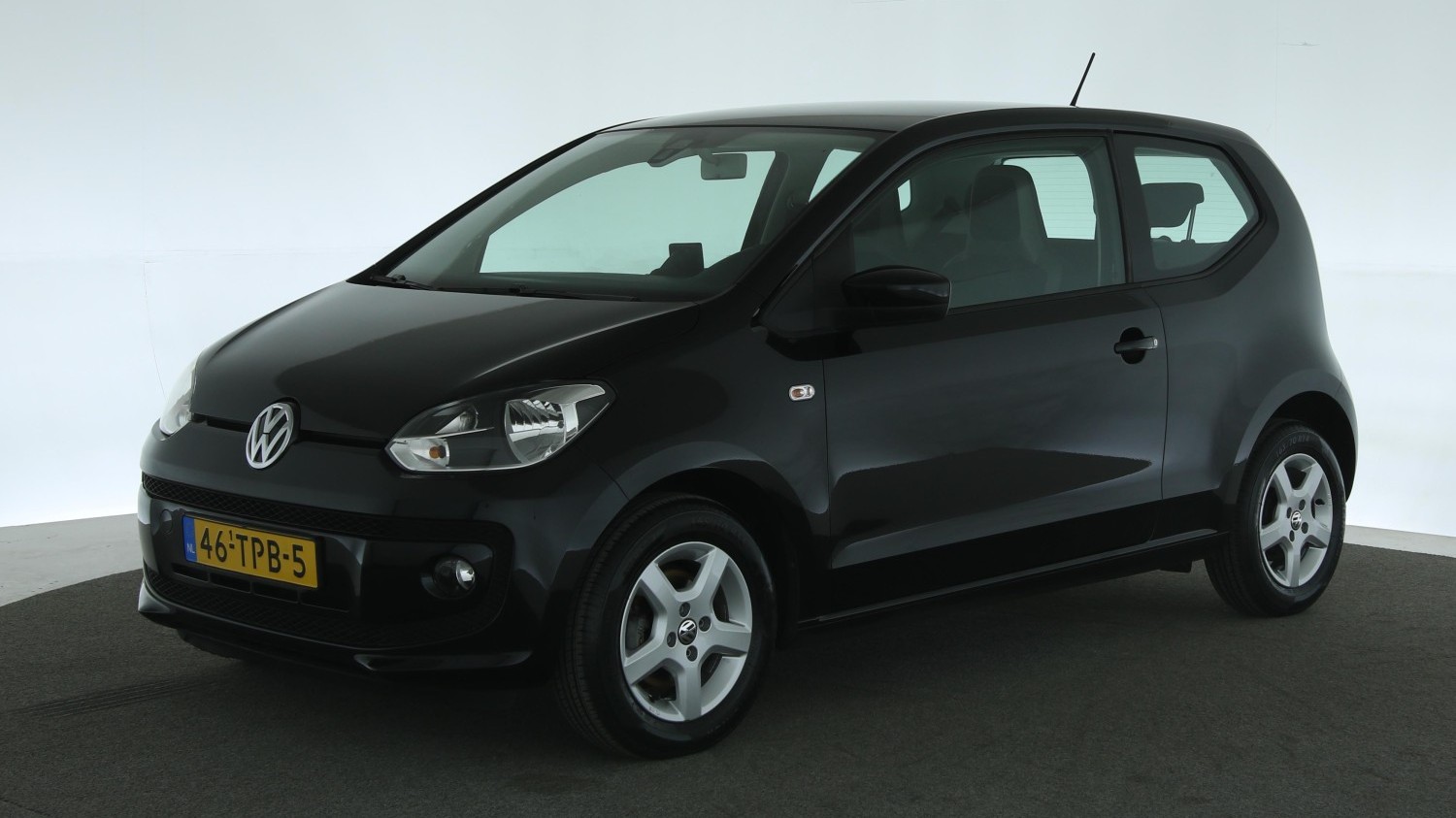 Volkswagen Up! Hatchback 2012 46-TPB-5 1