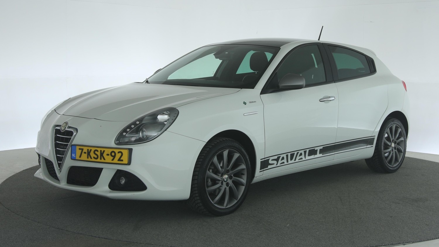 Alfa Romeo Giulietta Hatchback 2013 7-KSK-92 1