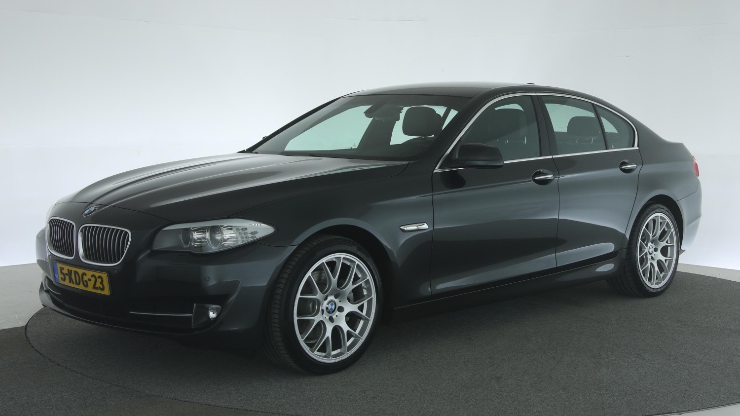 BMW 5-serie Sedan 2013 5-KDG-23 1