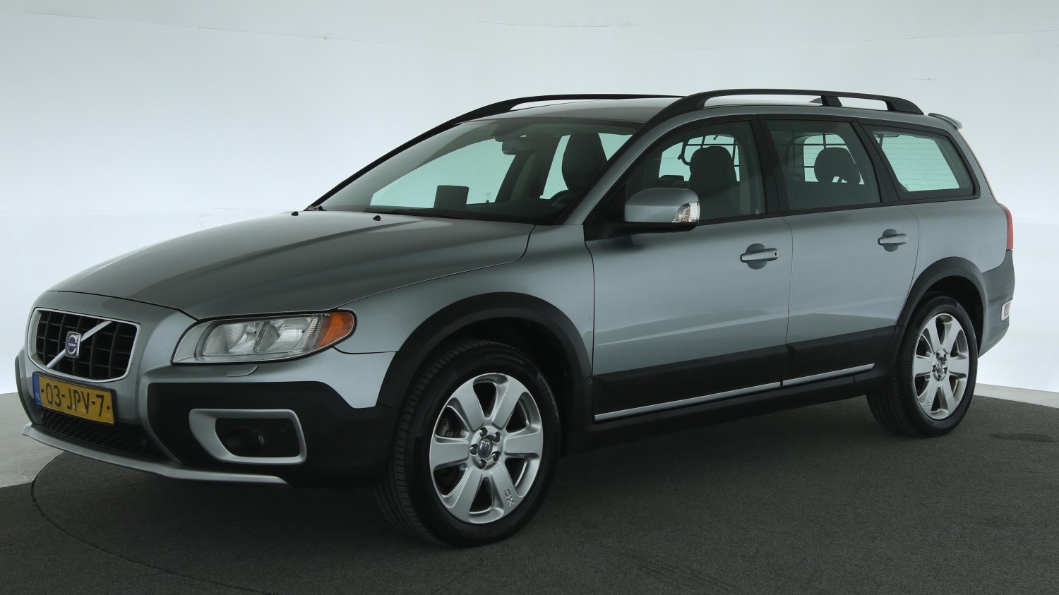 Volvo XC70 Station 2008 03-JPV-7 1