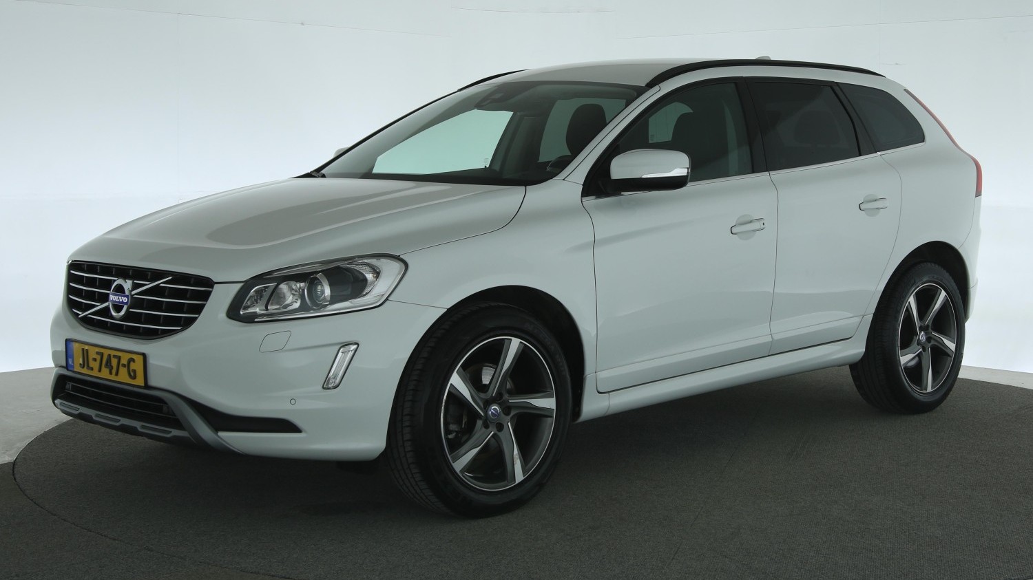 Volvo XC60 SUV / Terreinwagen 2015 JL-747-G 1