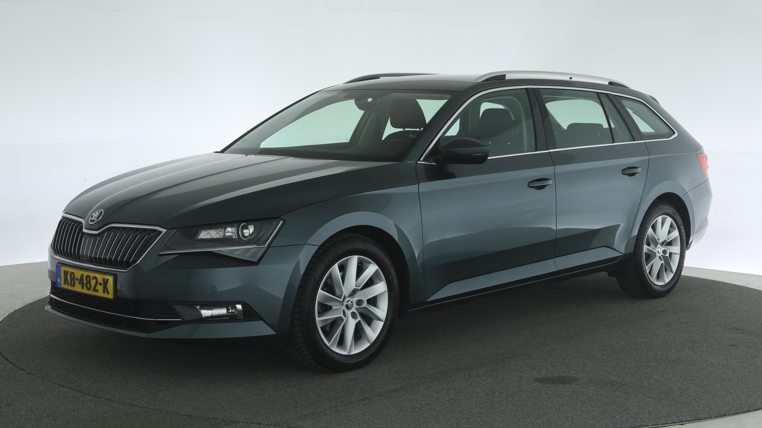 Skoda Superb Station 2016 KB-482-K 1