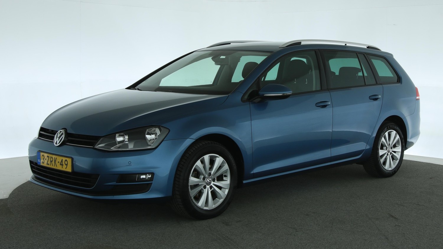 Volkswagen Golf Station 2015 3-ZRK-49 1