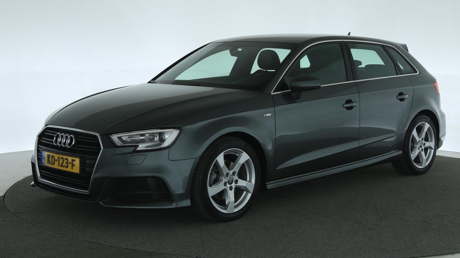 Audi A3 Hatchback 2016 KD-123-F 1