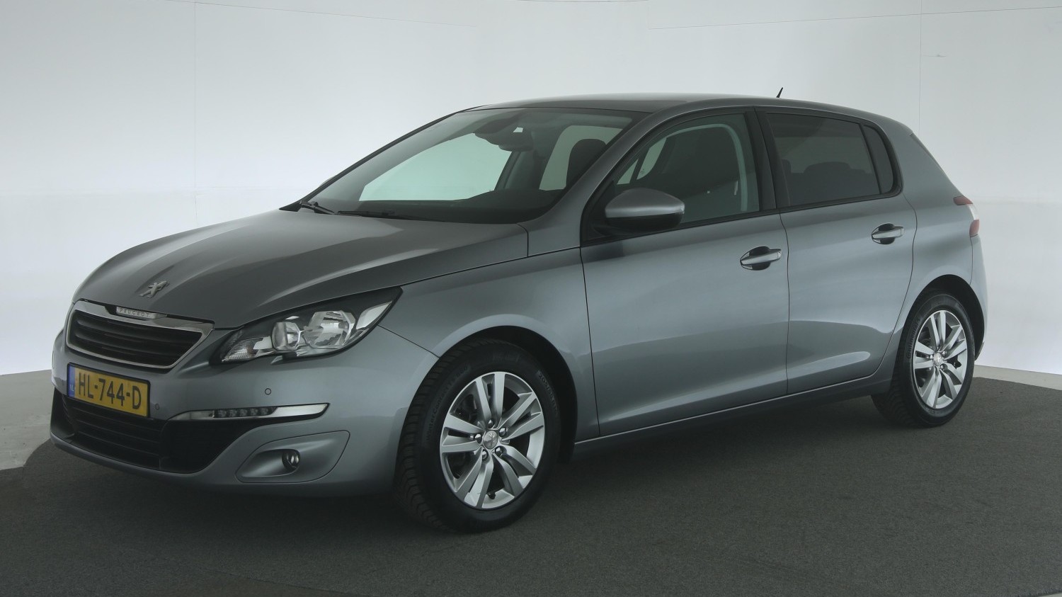 Peugeot 308 Hatchback 2015 HL-744-D 1