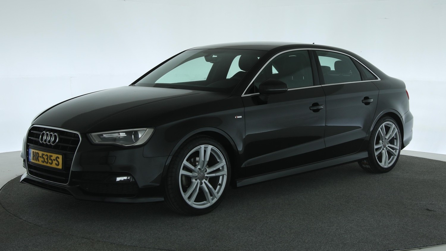 Audi A3 Sedan 2015 HR-535-S 1
