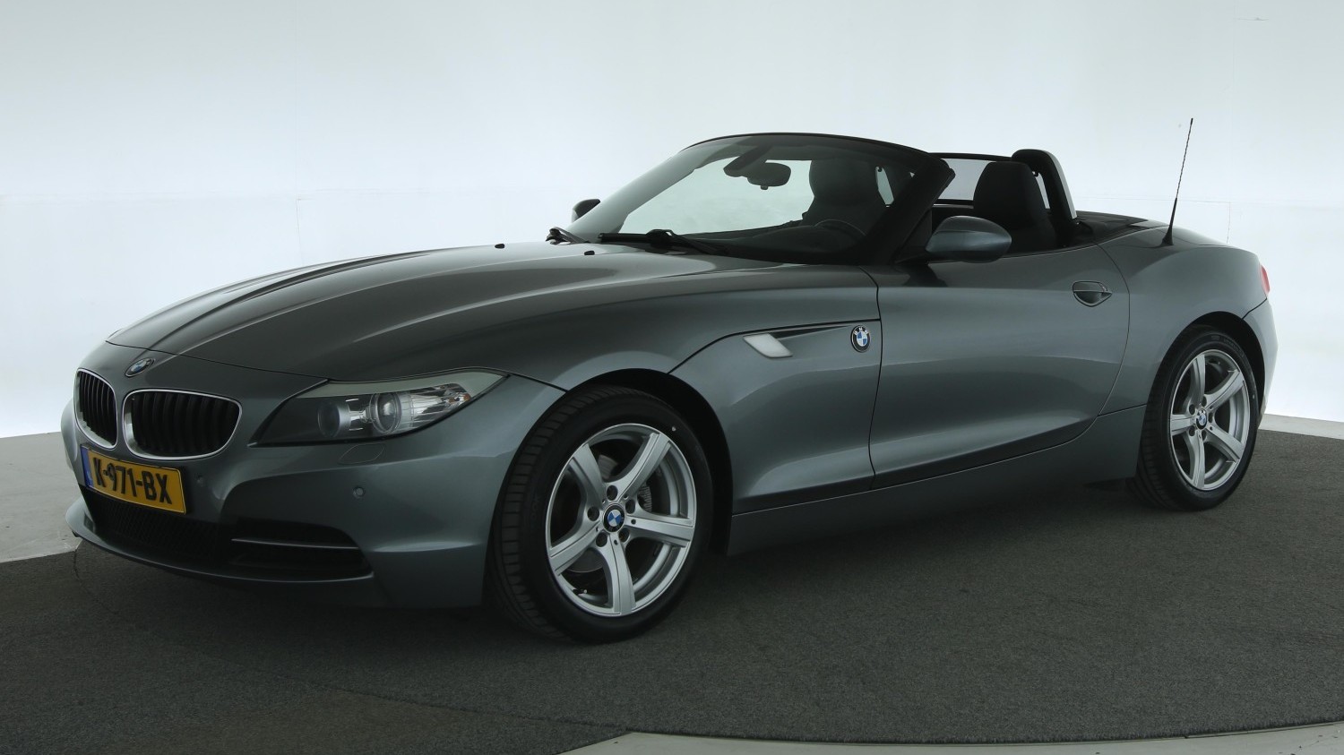 BMW Z4 Cabriolet 2010 K-971-BX 1