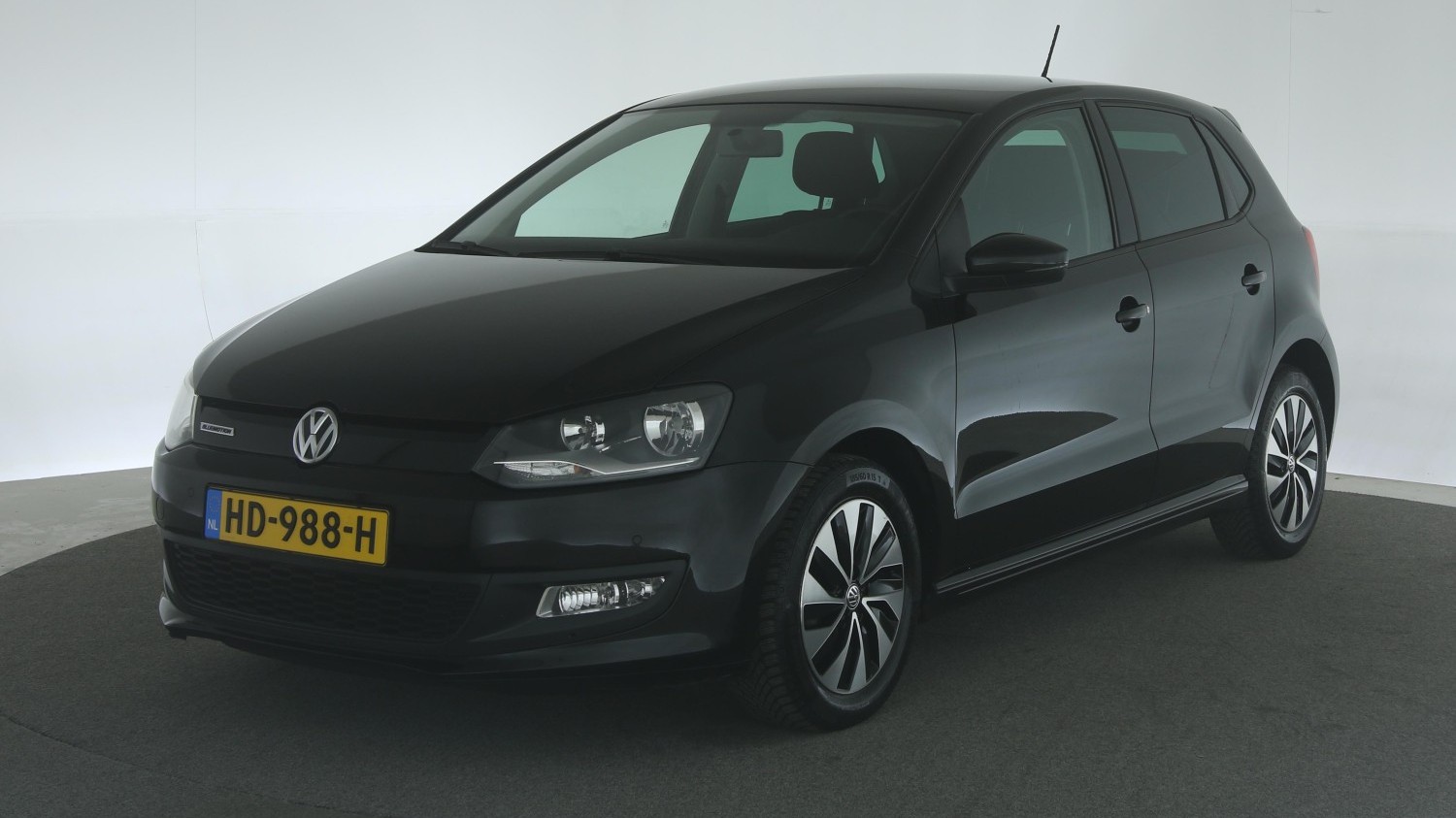 Volkswagen Polo Hatchback 2015 HD-988-H 1