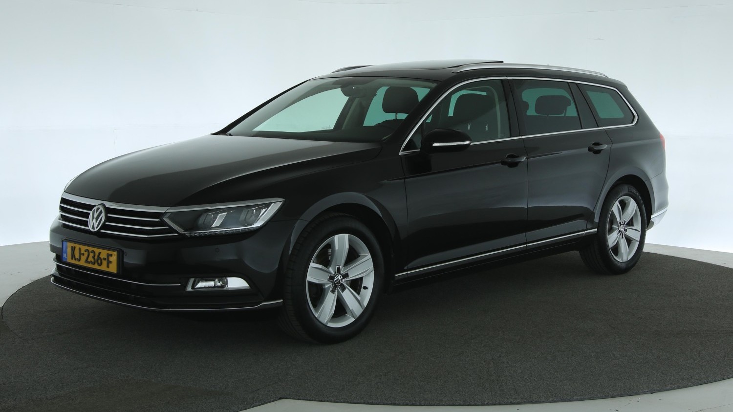 Volkswagen Passat Station 2016 KJ-236-F 1