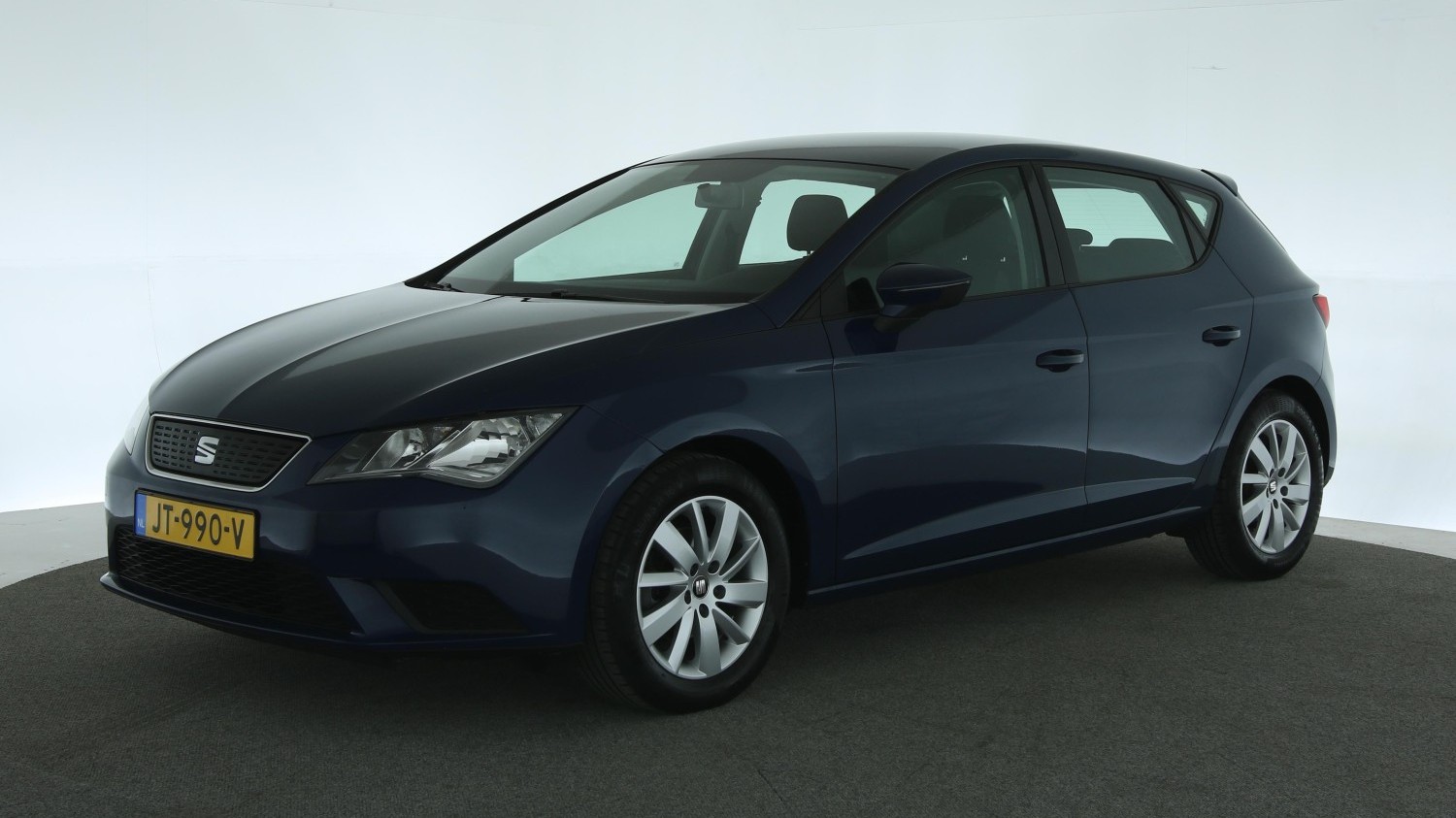 Seat Leon Hatchback 2016 JT-990-V 1