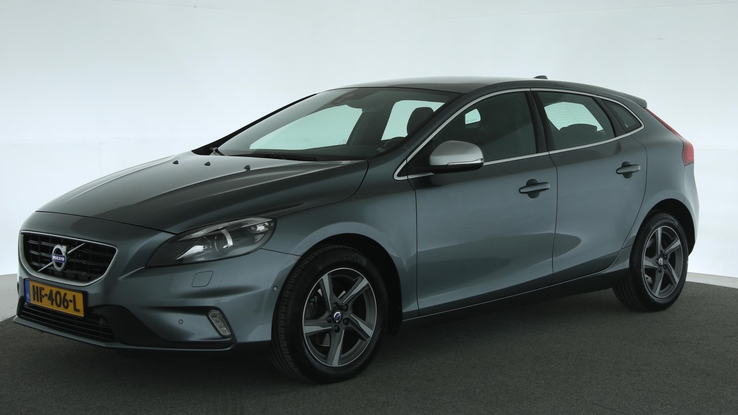 Volvo V40 Hatchback 2015 HF-406-L 1