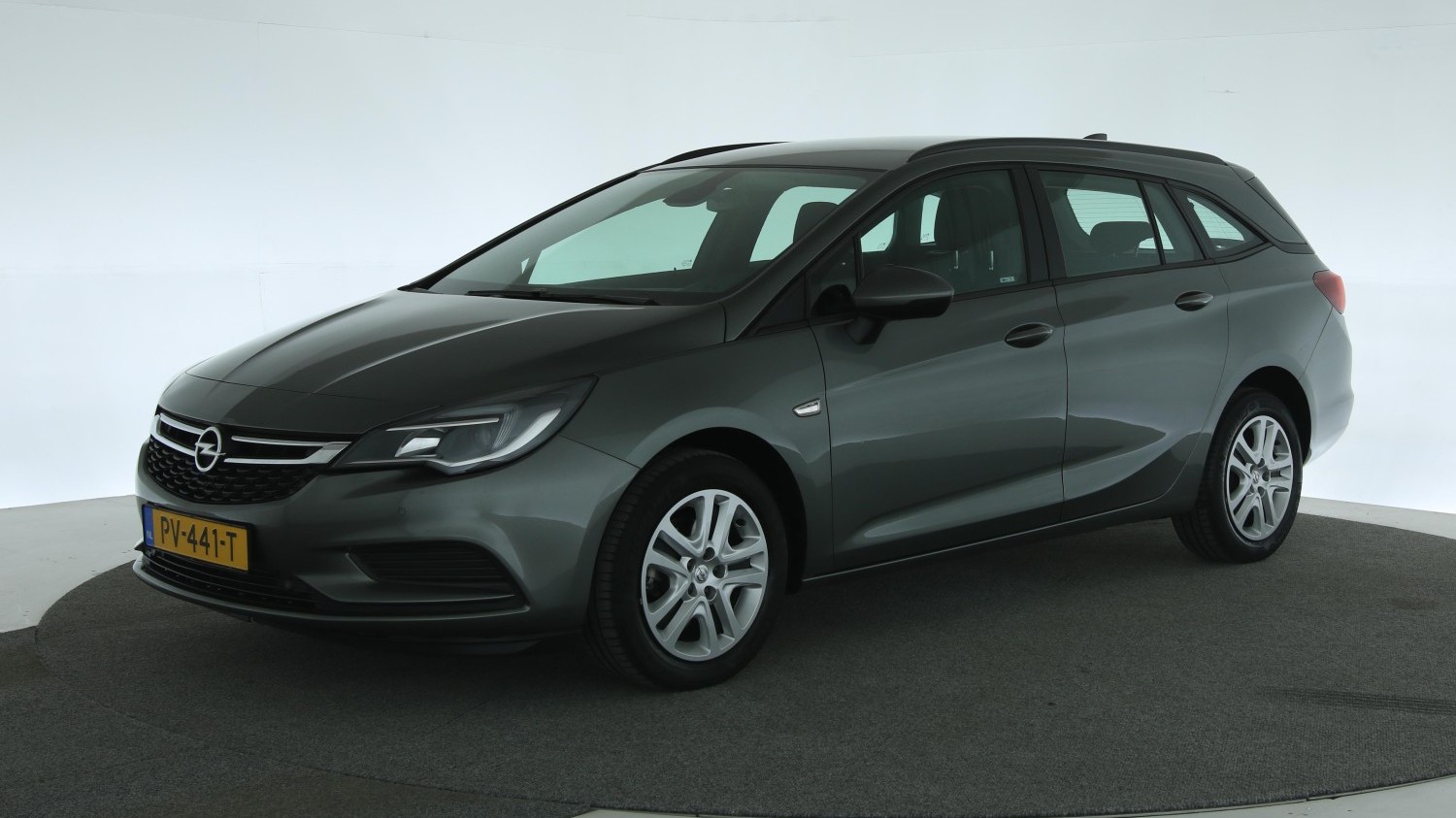 Opel Astra Station 2017 PV-441-T 1