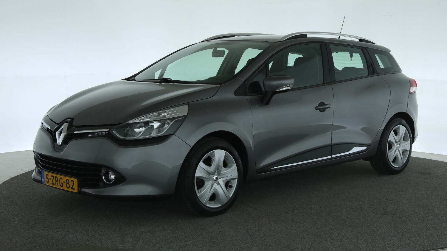 Renault Clio Station 2015 5-ZRG-82 1