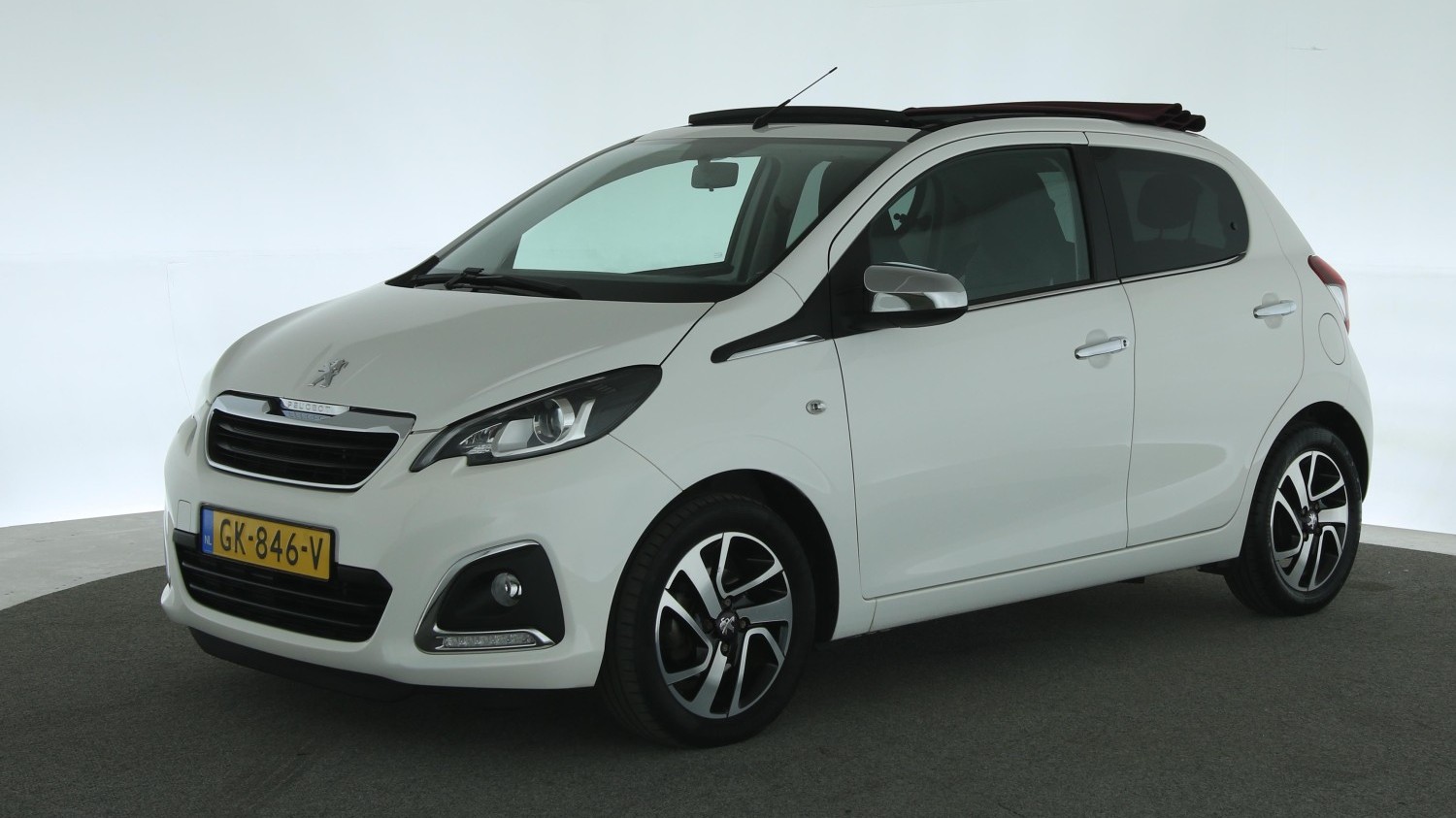 Peugeot 108 Hatchback 2015 GK-846-V 1