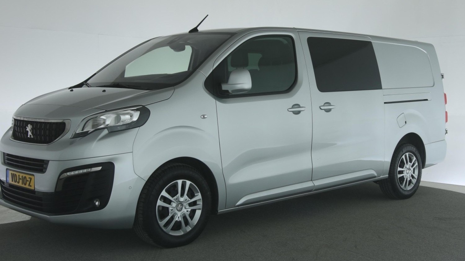 Peugeot Expert Bedrijfswagen 2017 VDJ-10-Z 1