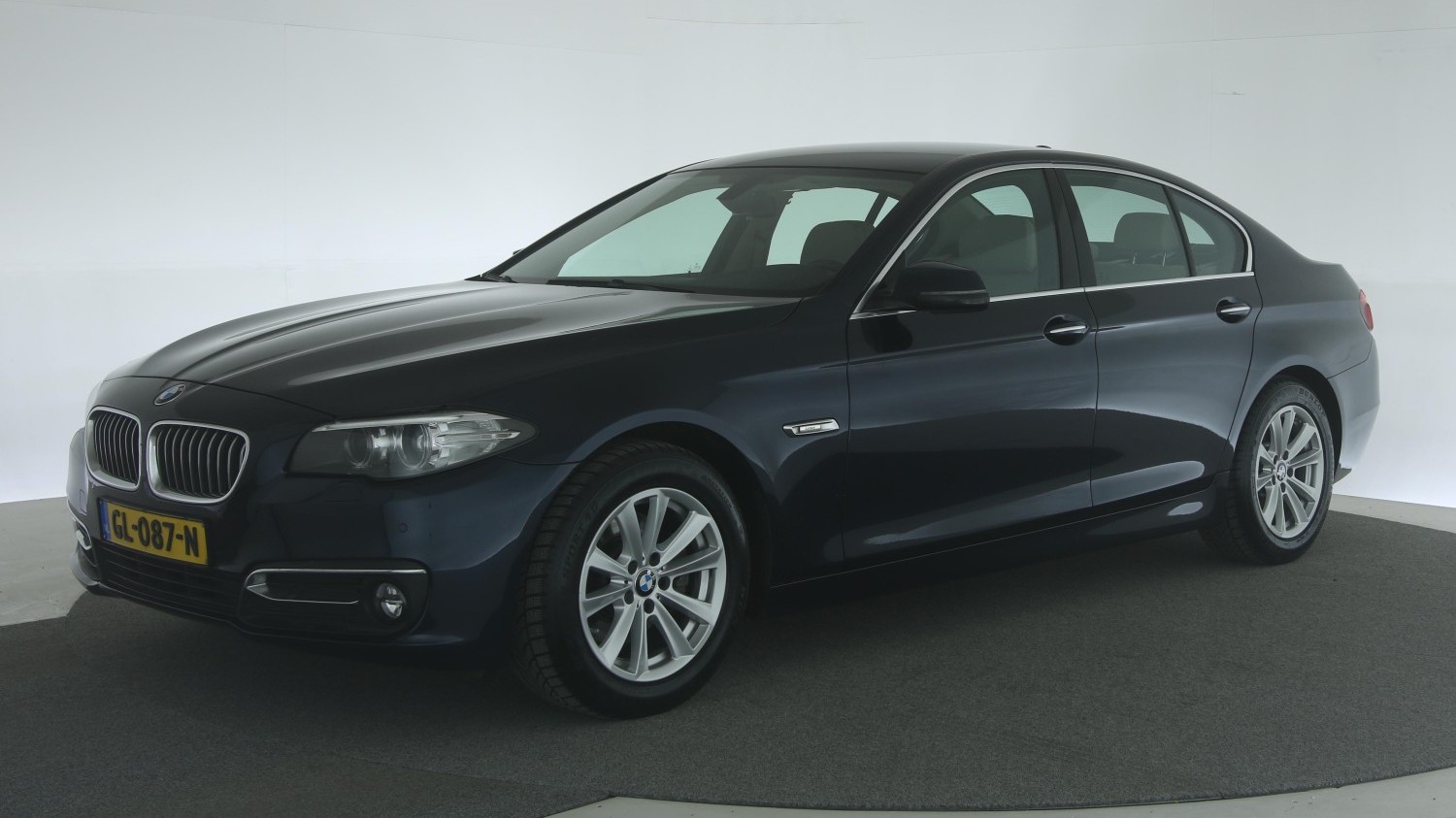 BMW 5-serie Sedan 2015 GL-087-N 1